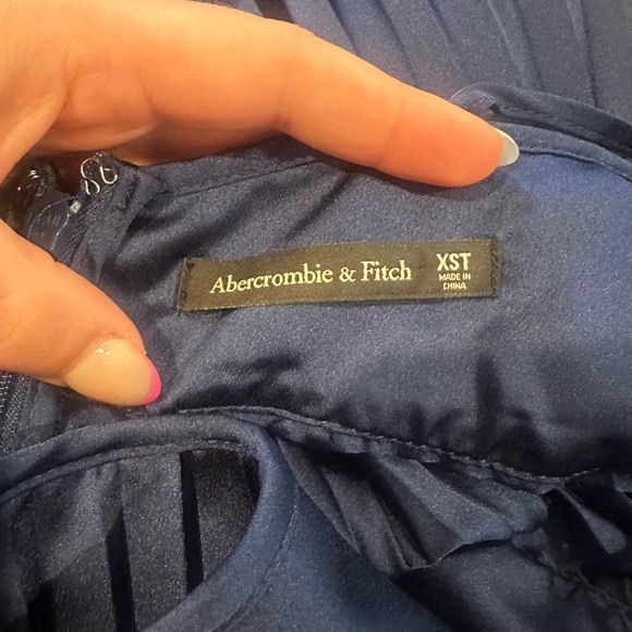 Abercrombie & Fitch dress - Picture 6 of 7